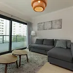 Sol & Rocha Prime 203 Apartment *